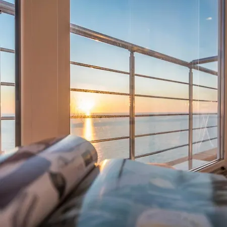 Apartment Blue Heaven -full Sea View Brand New