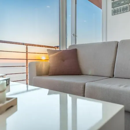 Blue Heaven -full Sea View Brand New *