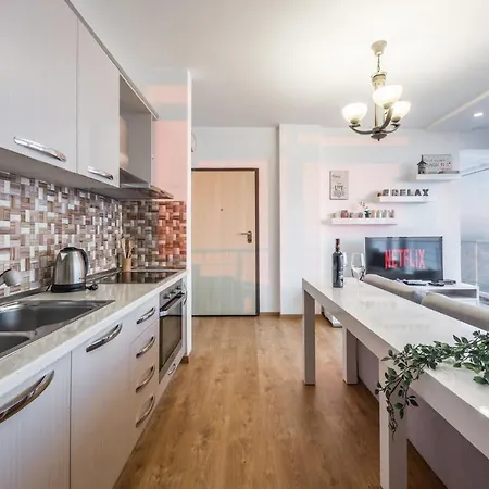 Blue Heaven -full Sea View Brand New Appartamento Durrës